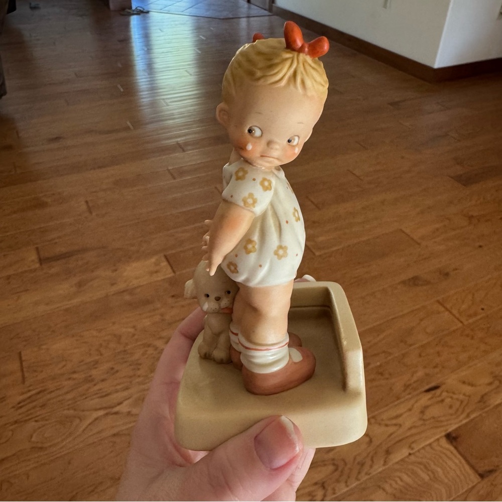 Vintage 1987 Memories of Yesterday "Anyway, Fido Loves Me" Figurine Enesco